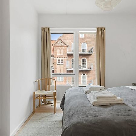 A Stylish Getaway In Modern Surroundings Apartment Århus Exterior foto